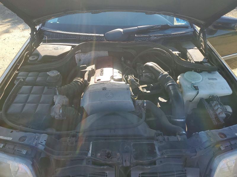 2000 Mercedes-Benz C 230