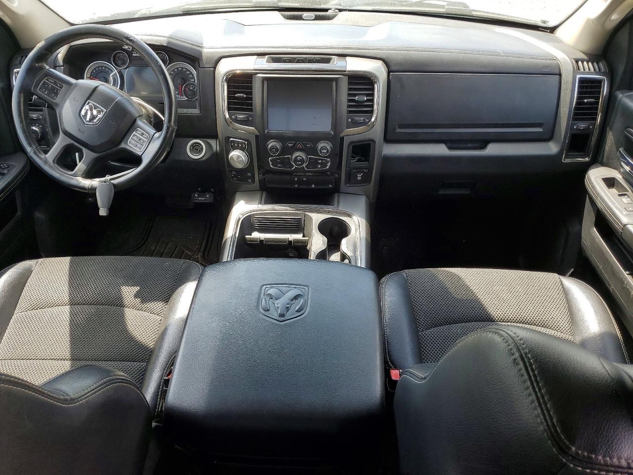 2016 Dodge RAM 1500 Sport