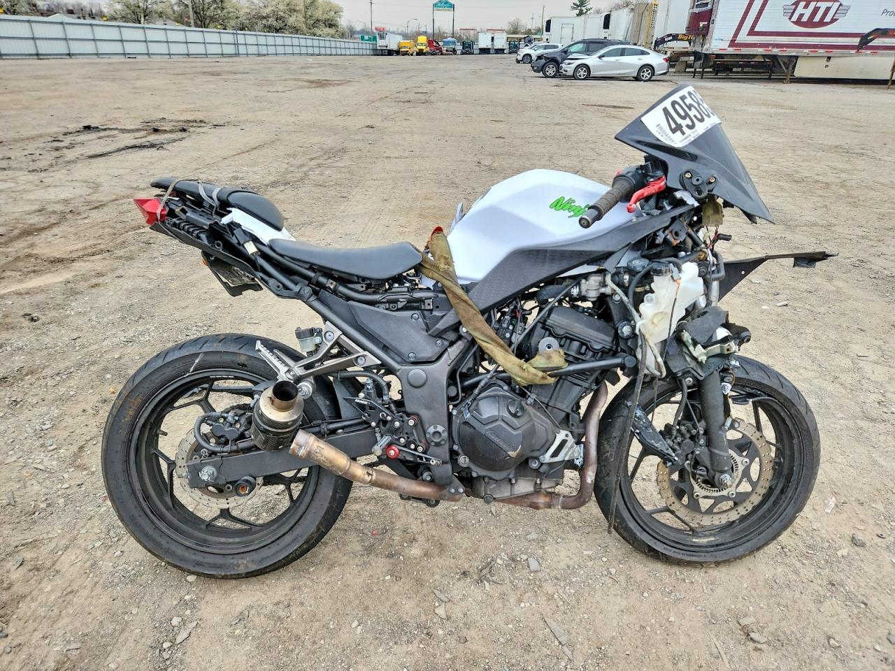 2015 Kawasaki Ninja 300 ABS