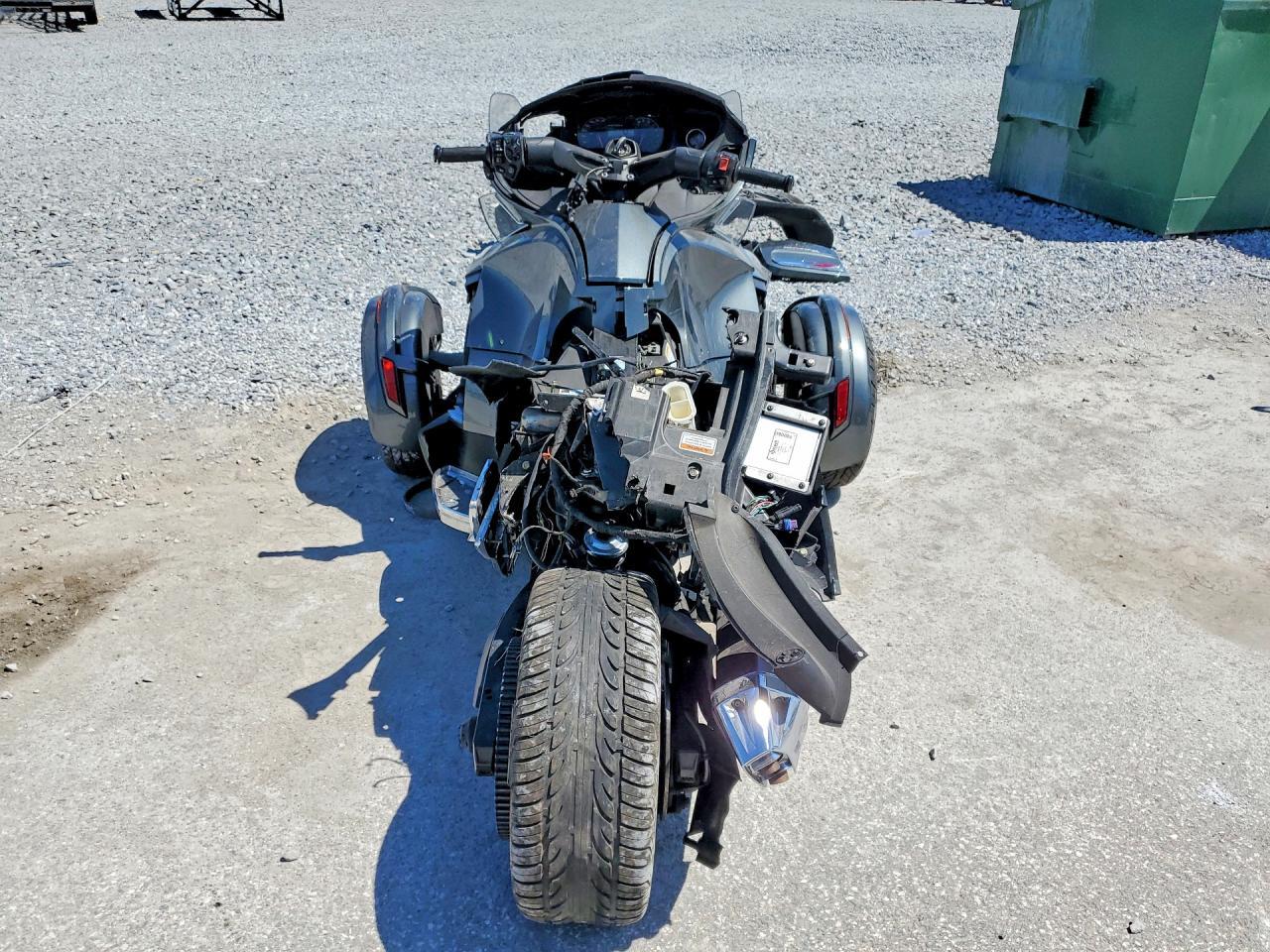2017 Can-Am Spyder Roadster RT