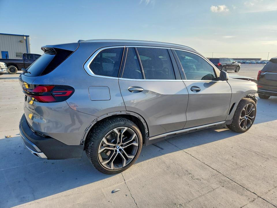2025 BMW X5 Xdrive40i
