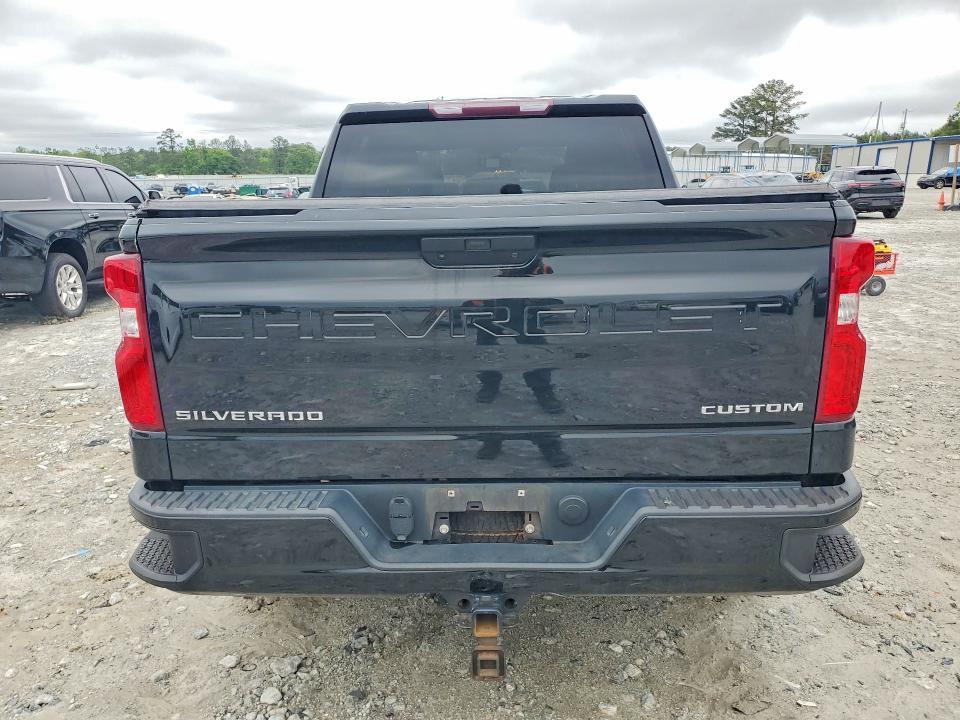 2020 Chevrolet Silverado K1500 Custom