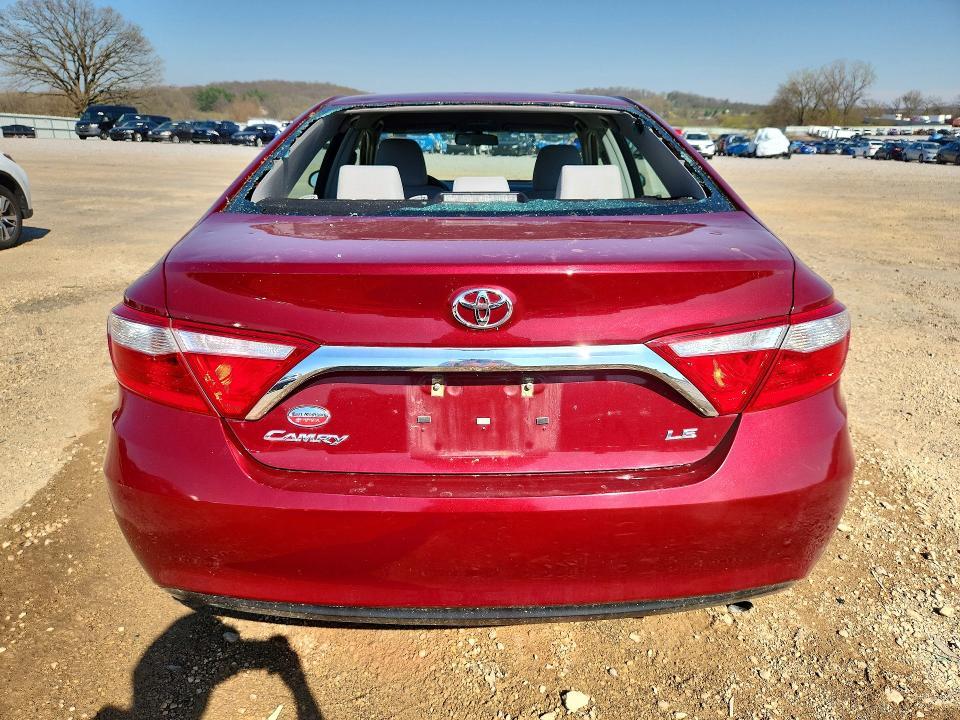 2017 Toyota Camry le
