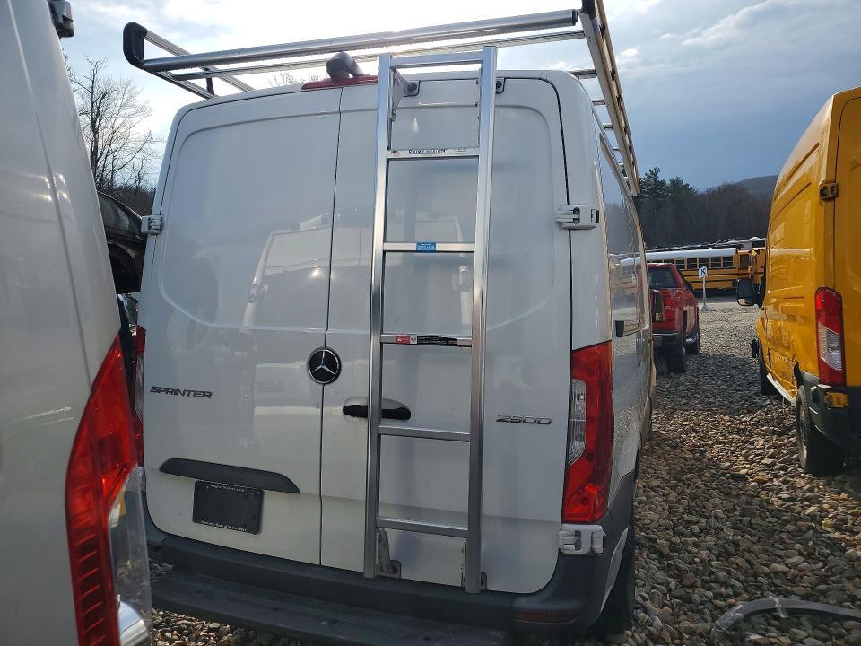2023 Mercedes-Benz Sprinter 2500 Utility / Service van