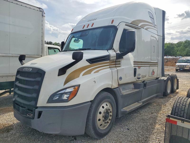 2021 Freightliner Cascadia 1-Semi Truck