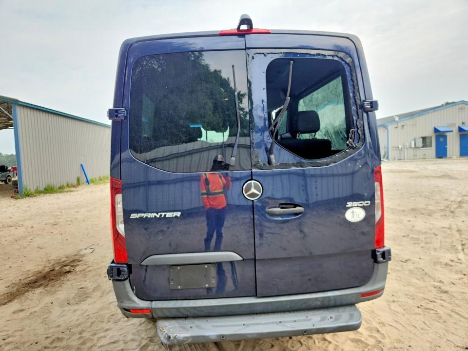 2021 Mercedes-Benz Sprinter 2500