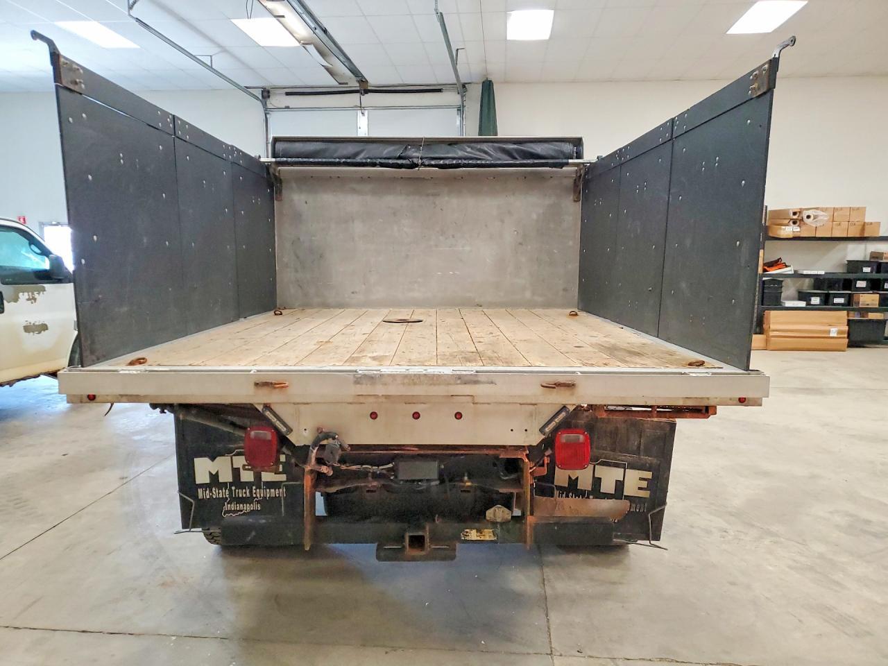 2020 Ford F450 Super Duty Flatbed Truck