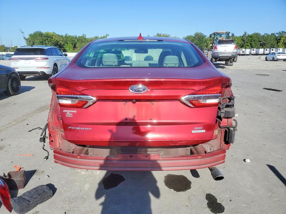 2019 Ford Fusion se