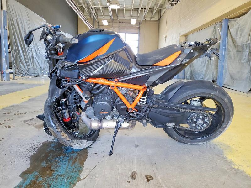 2020 KTM 1290 Super Duke R