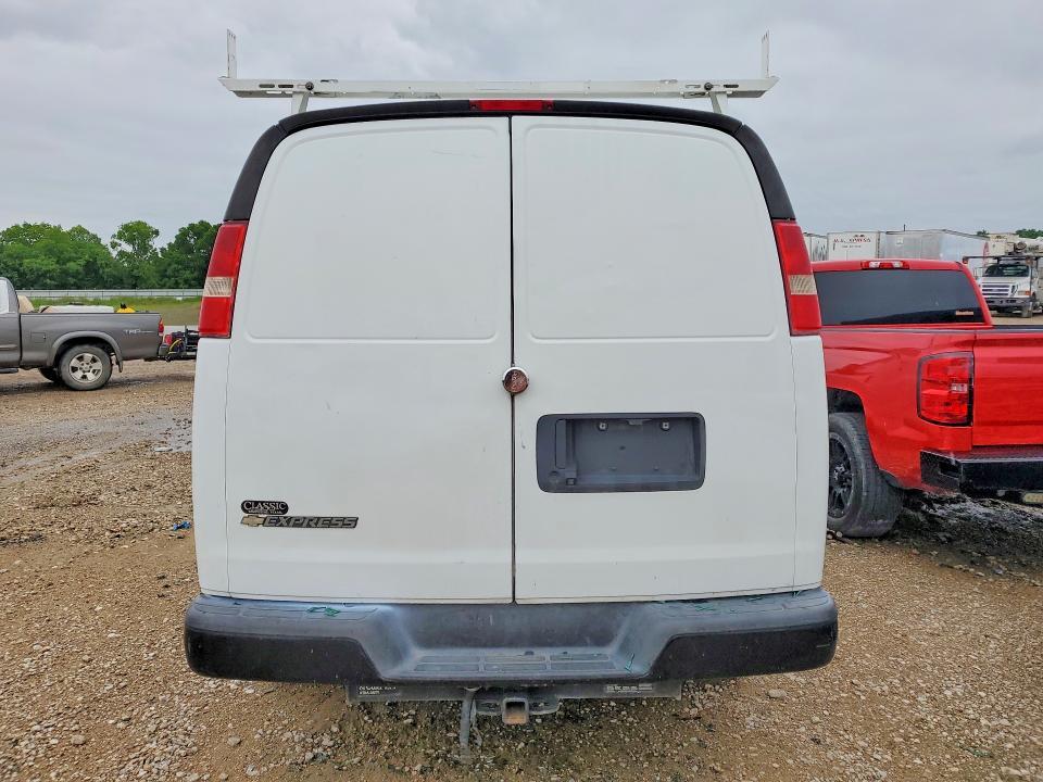 2017 Chevrolet Express 2500 Cargo Utility / Service Van