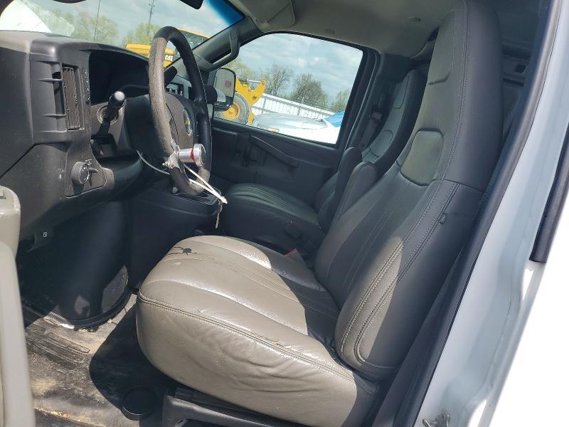 2017 Chev Express G3500