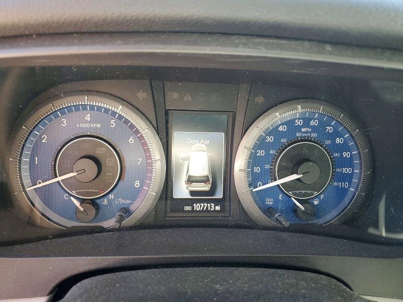 2015 Toyota Sienna xle 8-passenger