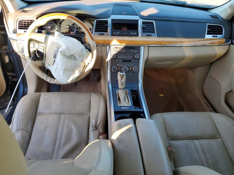 2010 Lincoln MKS