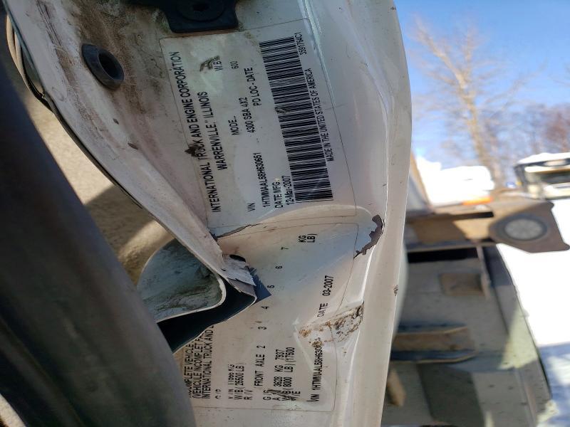 2008 International 4300 Rollback Truck