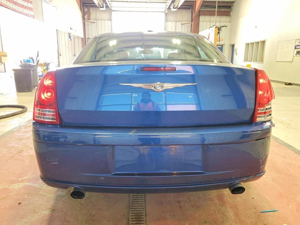 2010 Chrysler 300 Srt-8