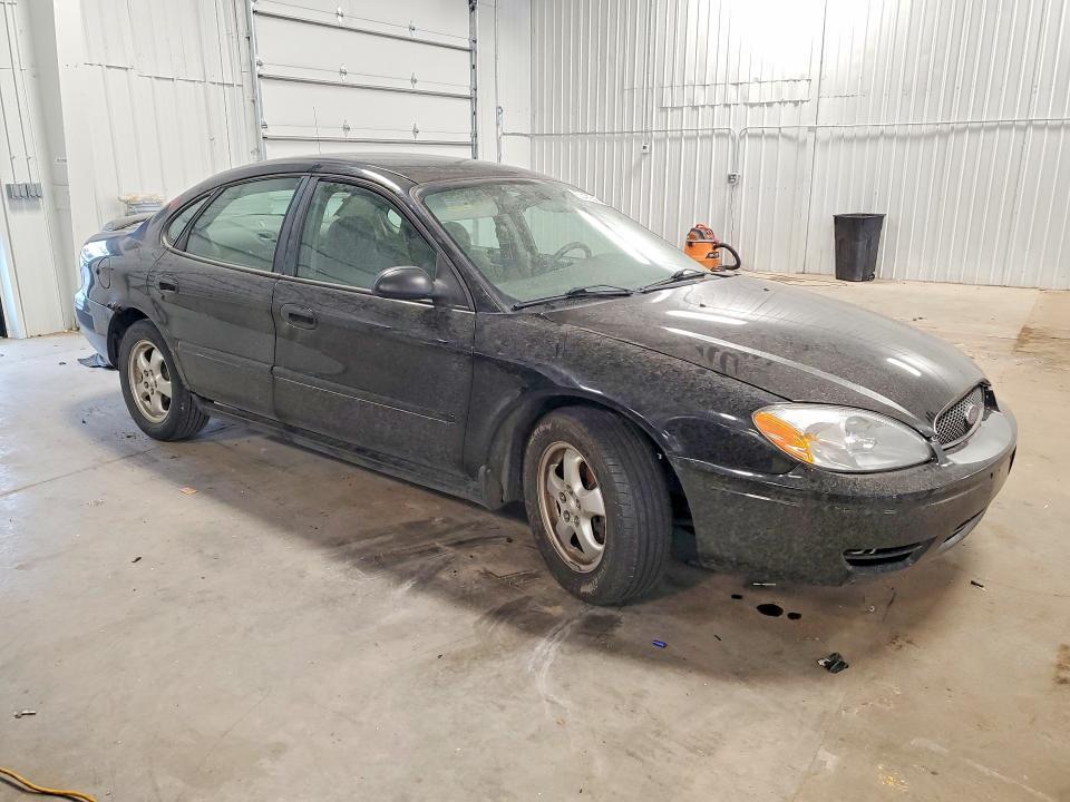 2006 Ford Taurus se