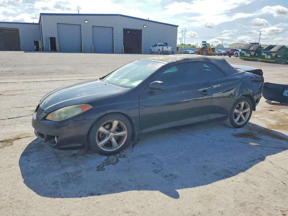 2004 Toyota Camry Solara sle V6