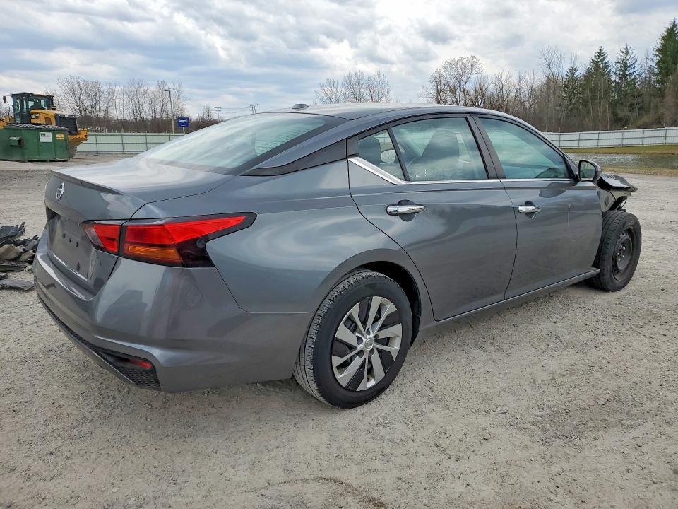 2020 Nissan Altima s