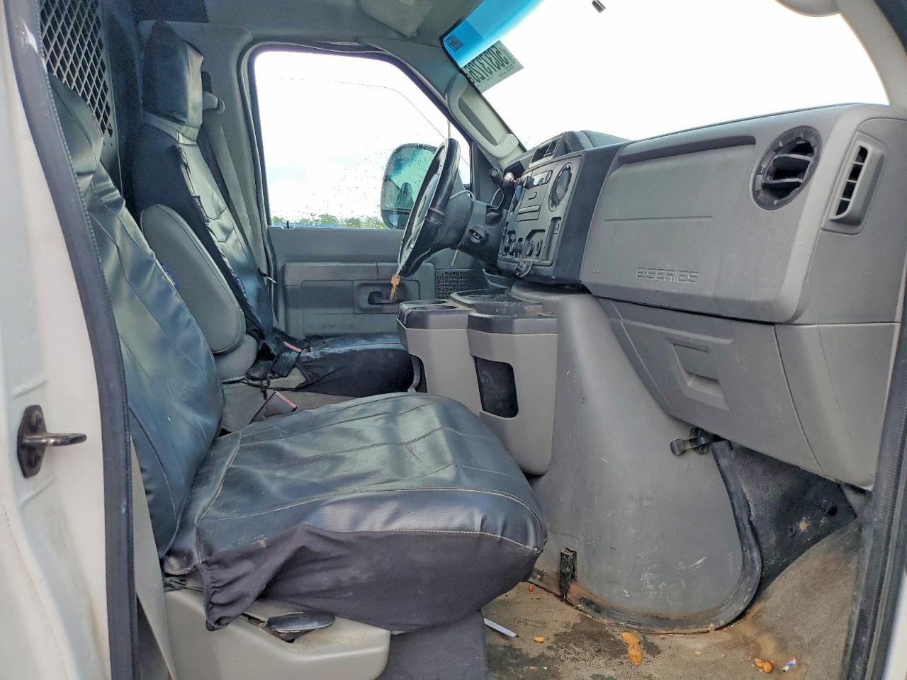 2010 Ford Econoline E250 Van