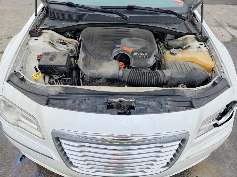 2011 Chrysler 300 Limited