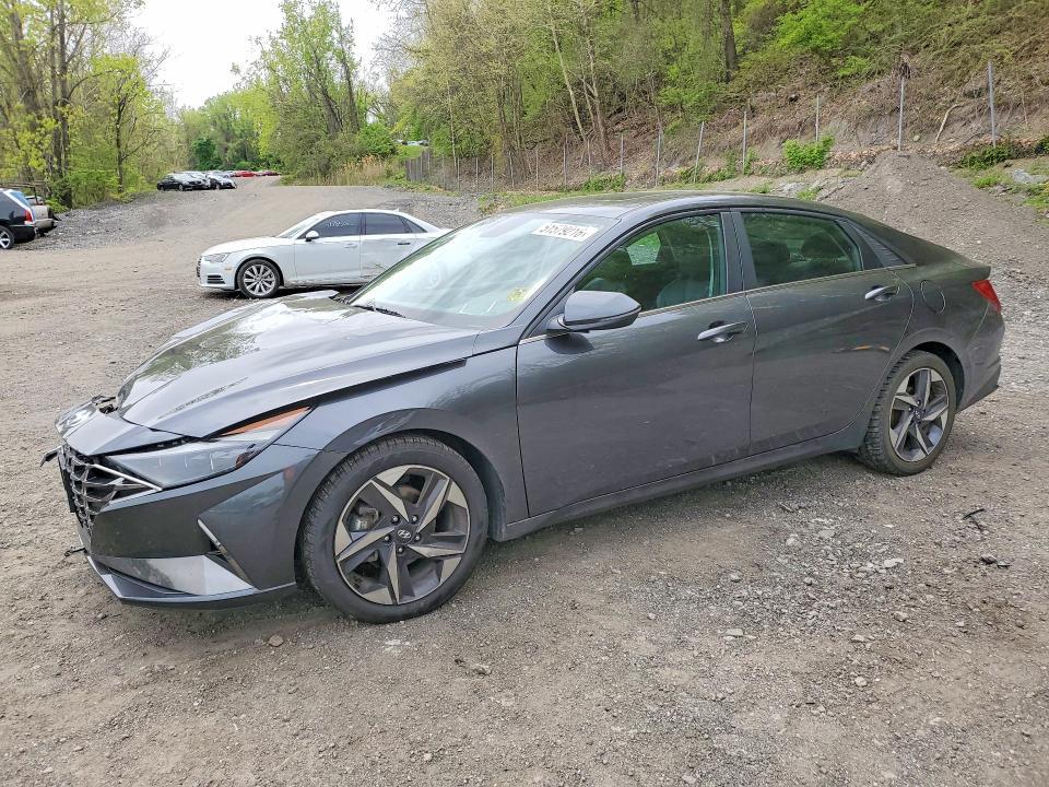 2022 Hyundai Elantra Limited