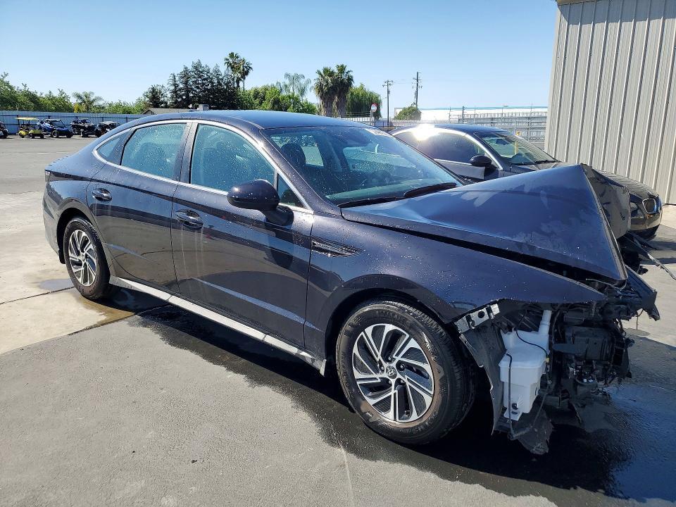 2026 Hyundai Sonata Hybrid Blue