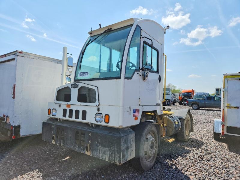 2019 Autocar Xspotter Yard Truck