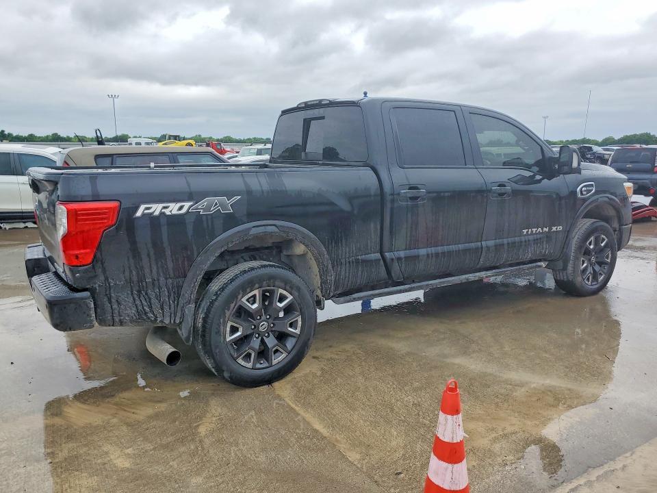 2017 Nissan Titan XD PRO-4X
