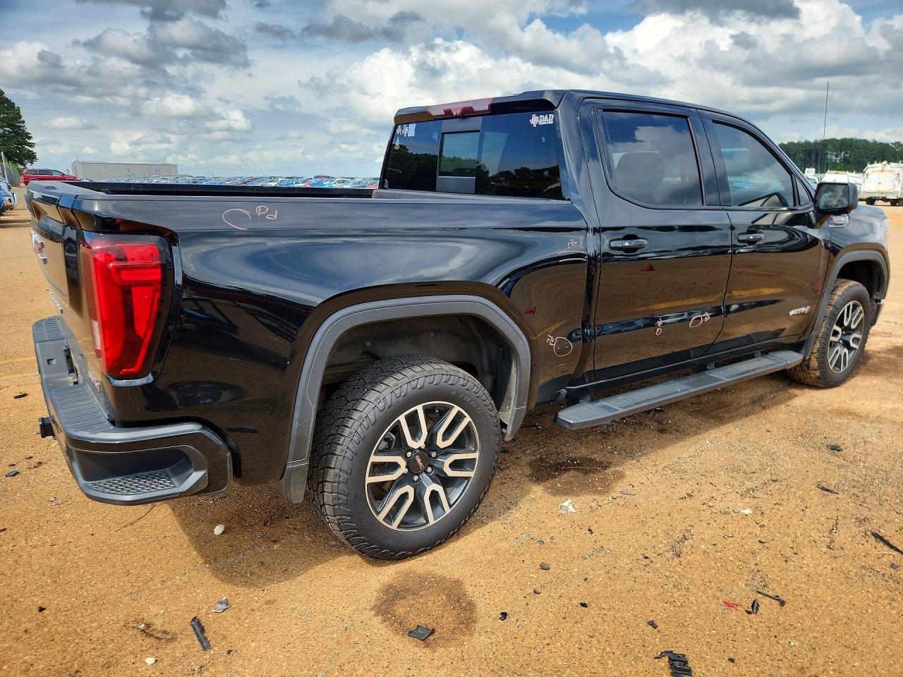 2020 GMC Sierra K1500 AT4