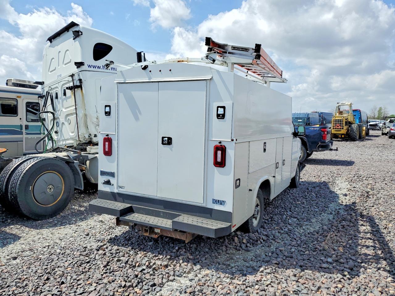 2023 GMC Savana Utility / Service Truck