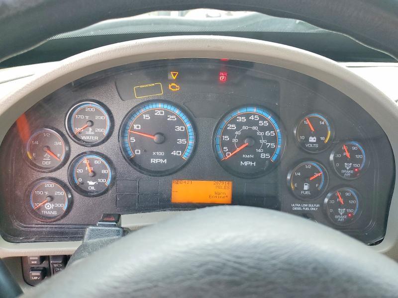 2018 International 4300 BOX Truck