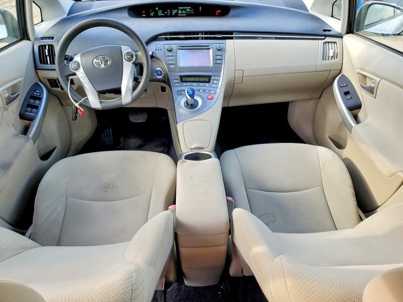 2013 Toyota Prius two