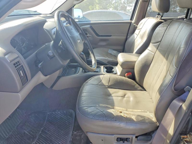 2004 Jeep Grand Cherokee Laredo