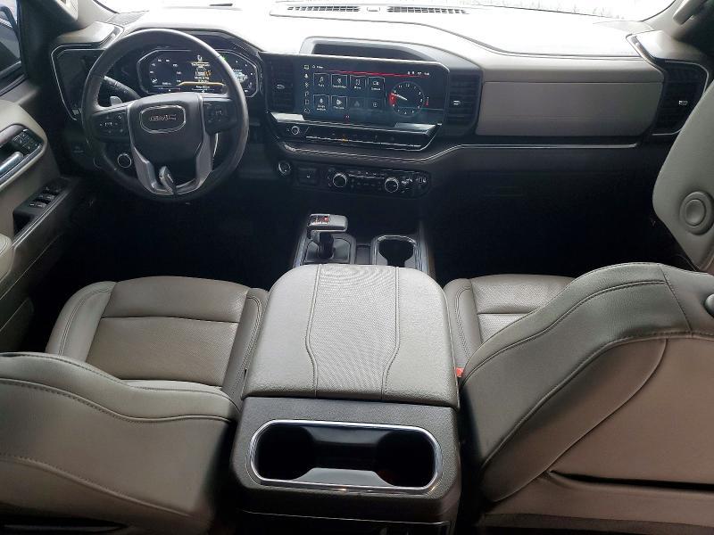 2024 GMC Sierra K1500 SLT
