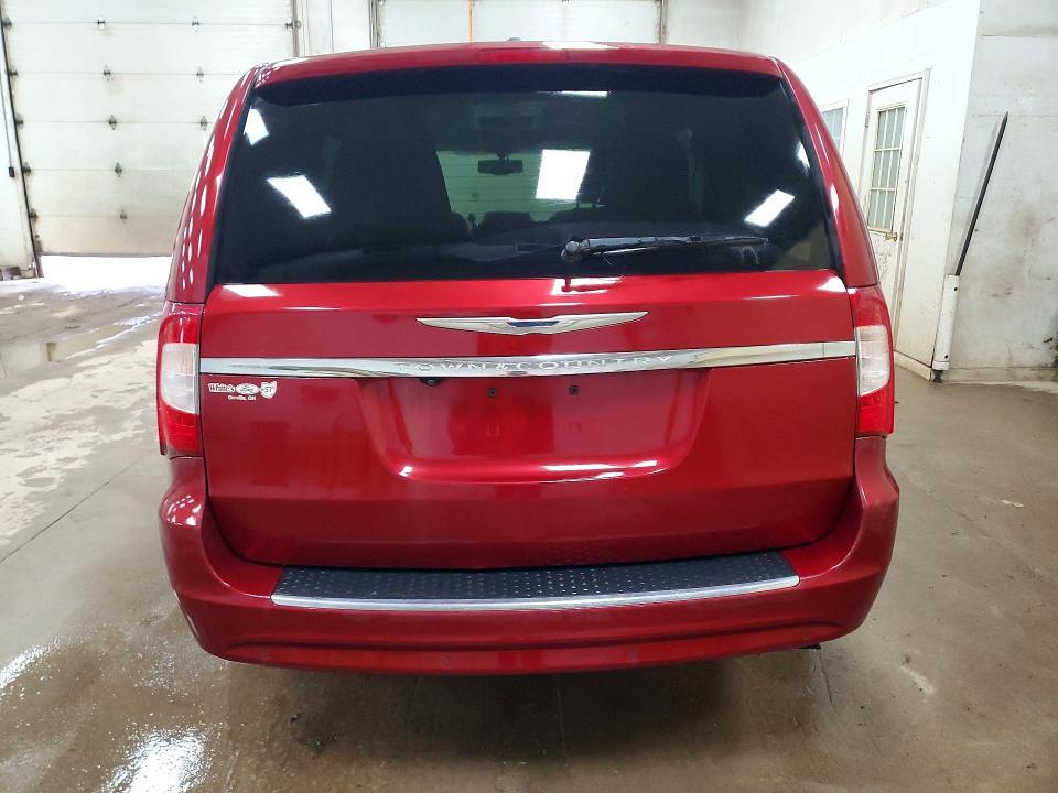 2014 Chrysler Town & Country Touring l