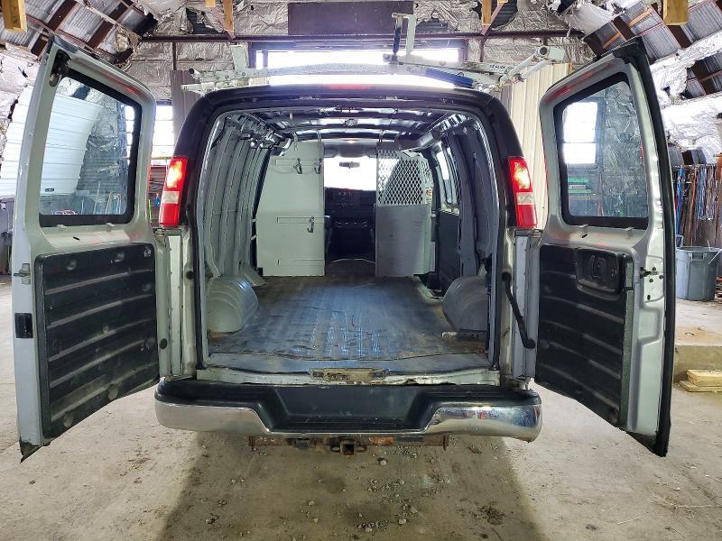 2012 Chev Express G2500