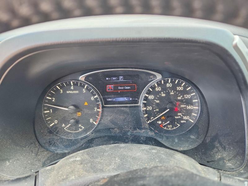 2019 Nissan Pathfinder sv