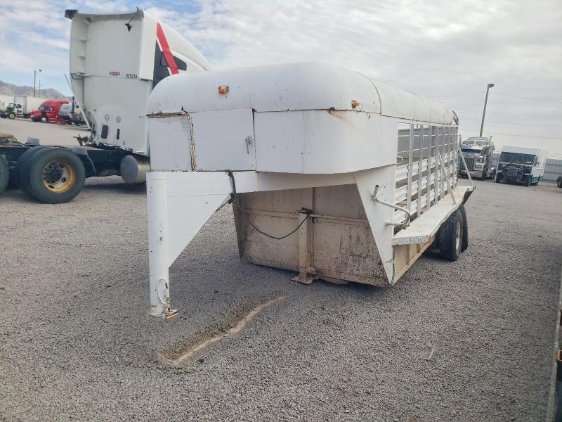 2000 Unknown 2000 Horse Trailer