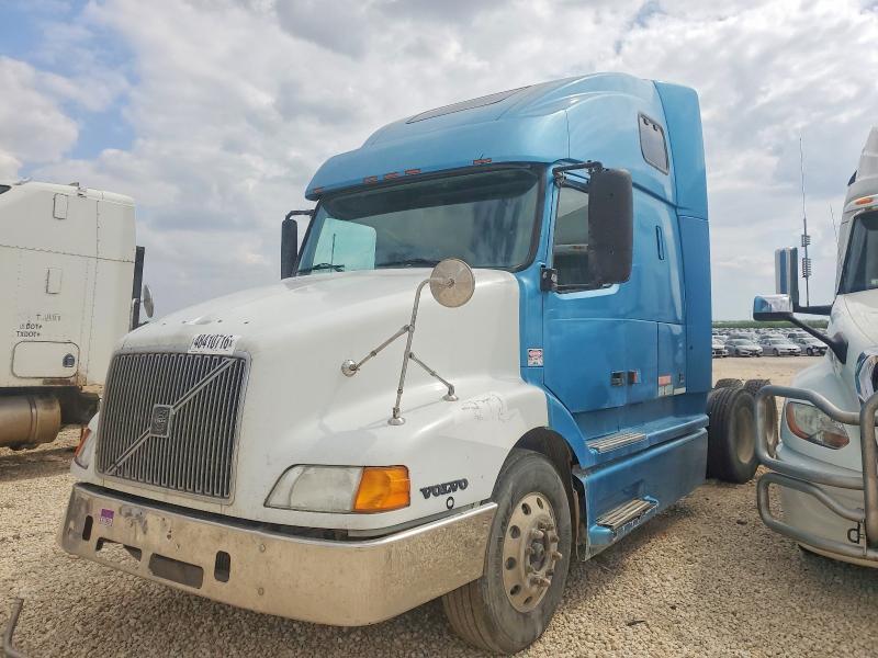 2002 Volvo VN VNL