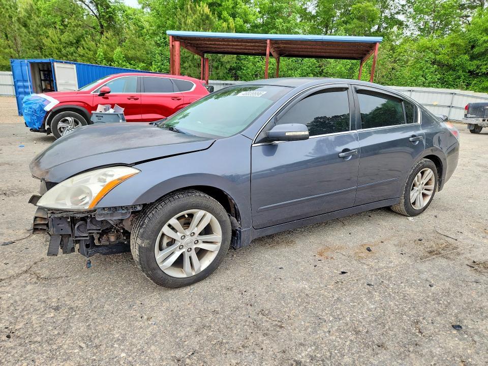 2012 Nissan Altima 3.5 sr