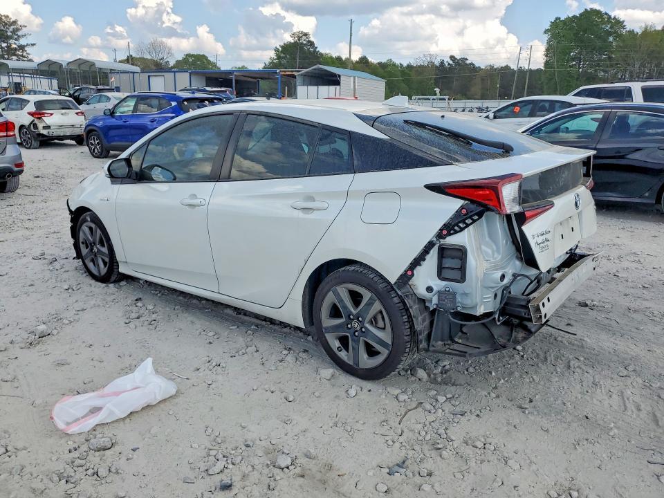 2021 Toyota Prius xle