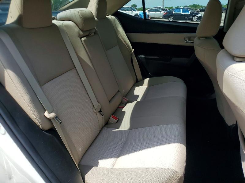 2015 Toyota Corolla le Plus