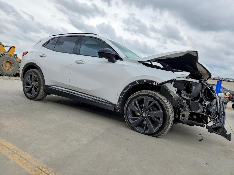 2022 Buick Envision Essence