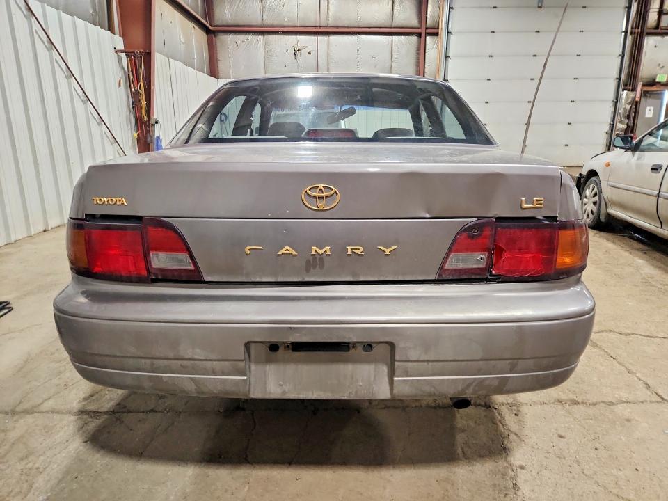 1995 Toyota Camry le