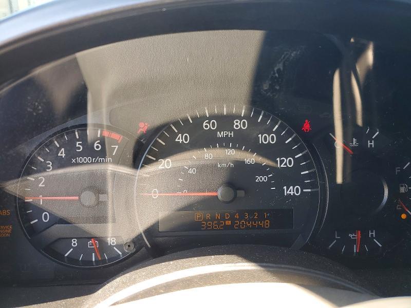 2004 Nissan Titan XE