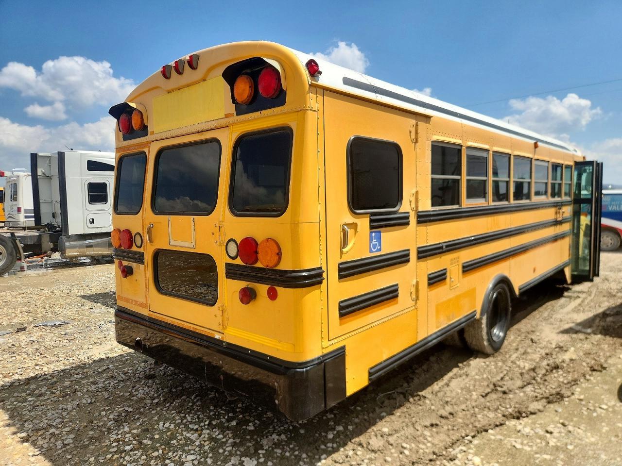 2008 Blubird School Bus / Transit Bus