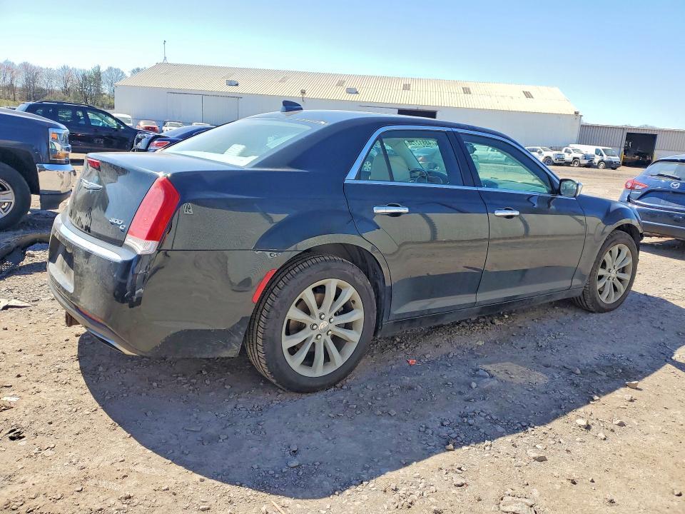 2016 Chrysler 300 Limited