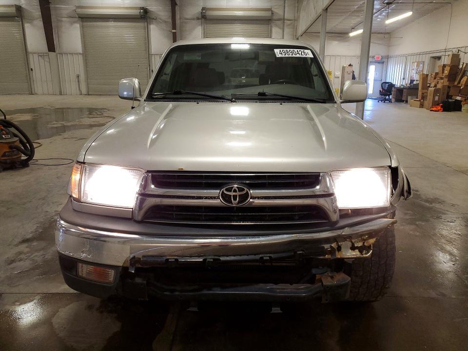 2002 Toyota 4runner SR5