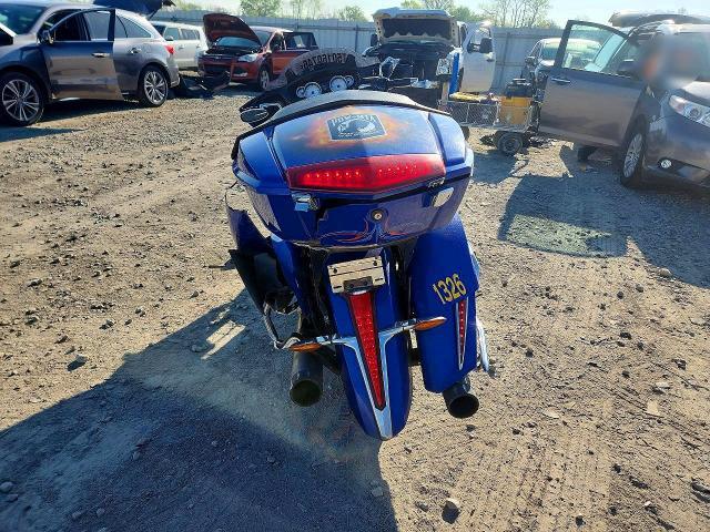 2013 Victory Cross Country Touring