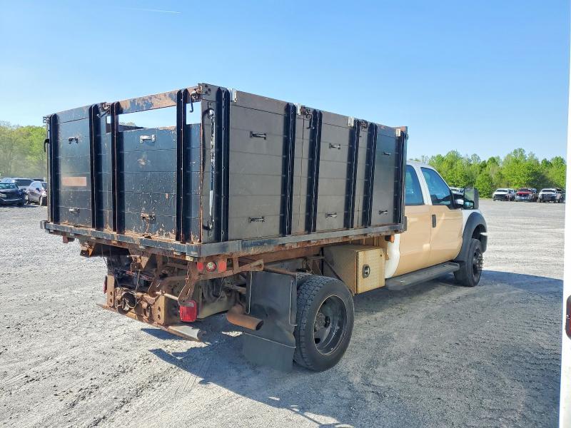 2015 Ford F450 Super Duty Flatbed Truck
